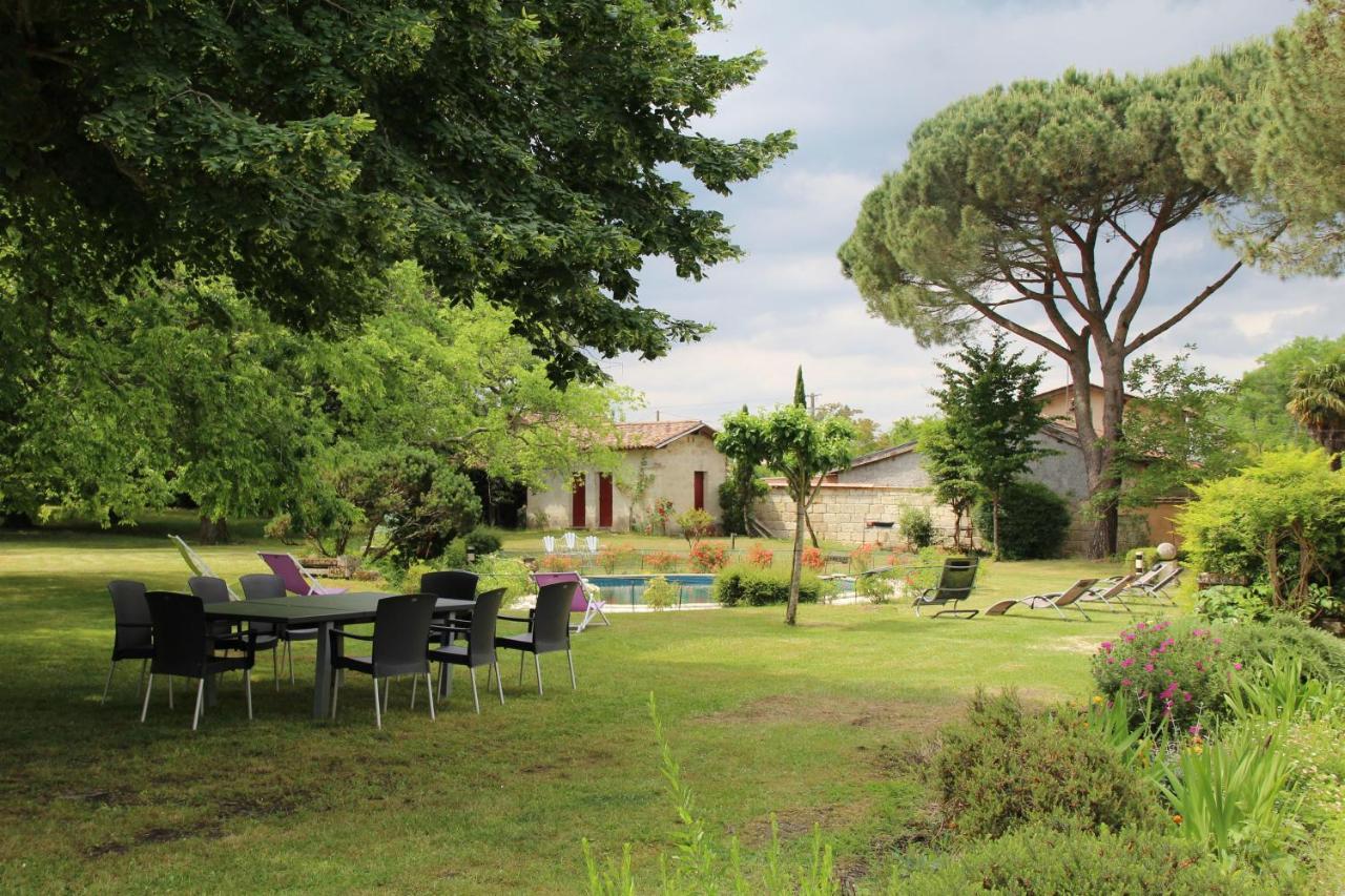 Chateau Rosemont - Grande Maison Familiale Campagne Dans Le Medoc Avec Piscine Et Tennis A 15 Mn Bordeaux Labarde Exteriör bild