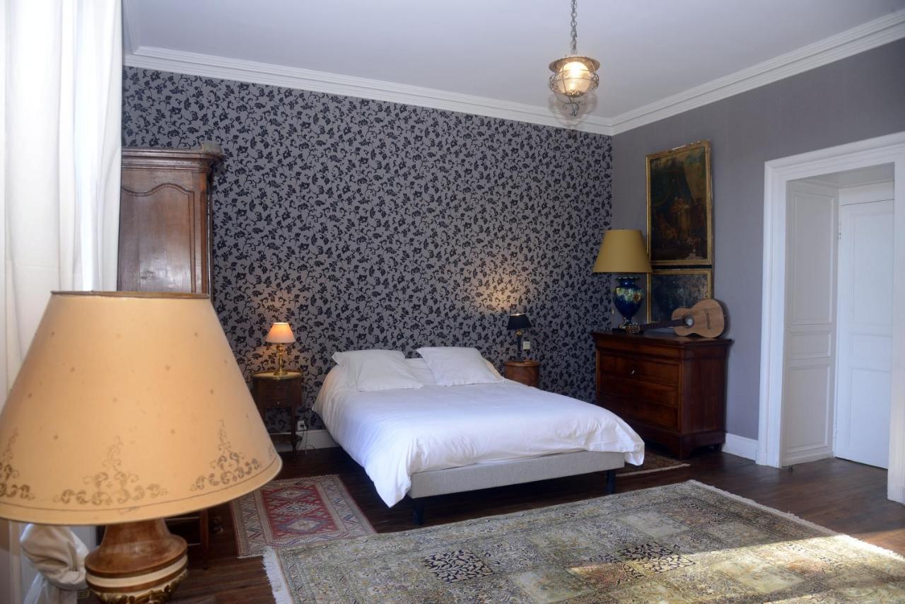 Chateau Rosemont - Grande Maison Familiale Campagne Dans Le Medoc Avec Piscine Et Tennis A 15 Mn Bordeaux Labarde Exteriör bild