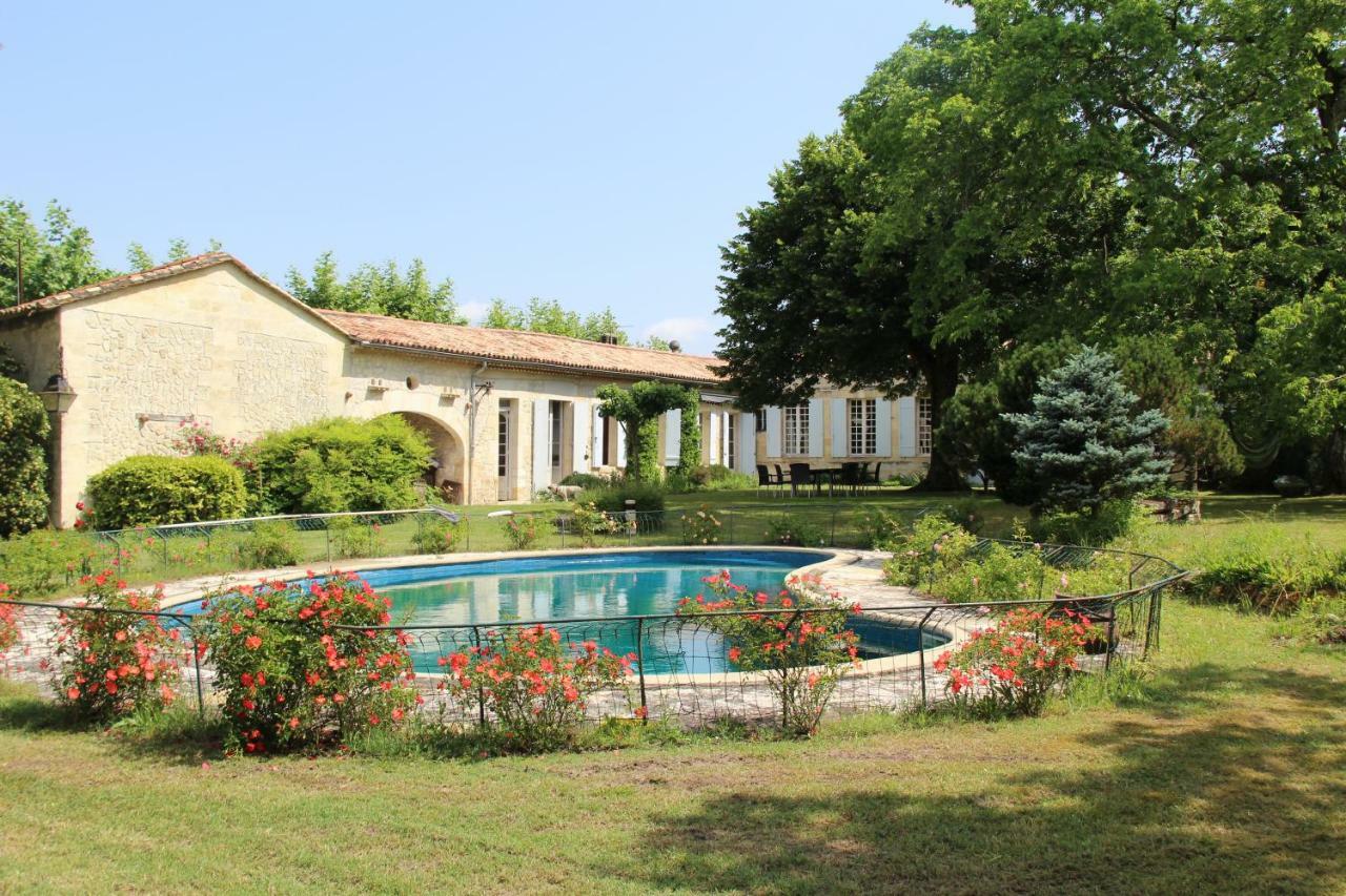 Chateau Rosemont - Grande Maison Familiale Campagne Dans Le Medoc Avec Piscine Et Tennis A 15 Mn Bordeaux Labarde Exteriör bild